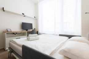 Studio Mozart, Free Onsite Parking, Air Conditioning, 1Gbs WiFi